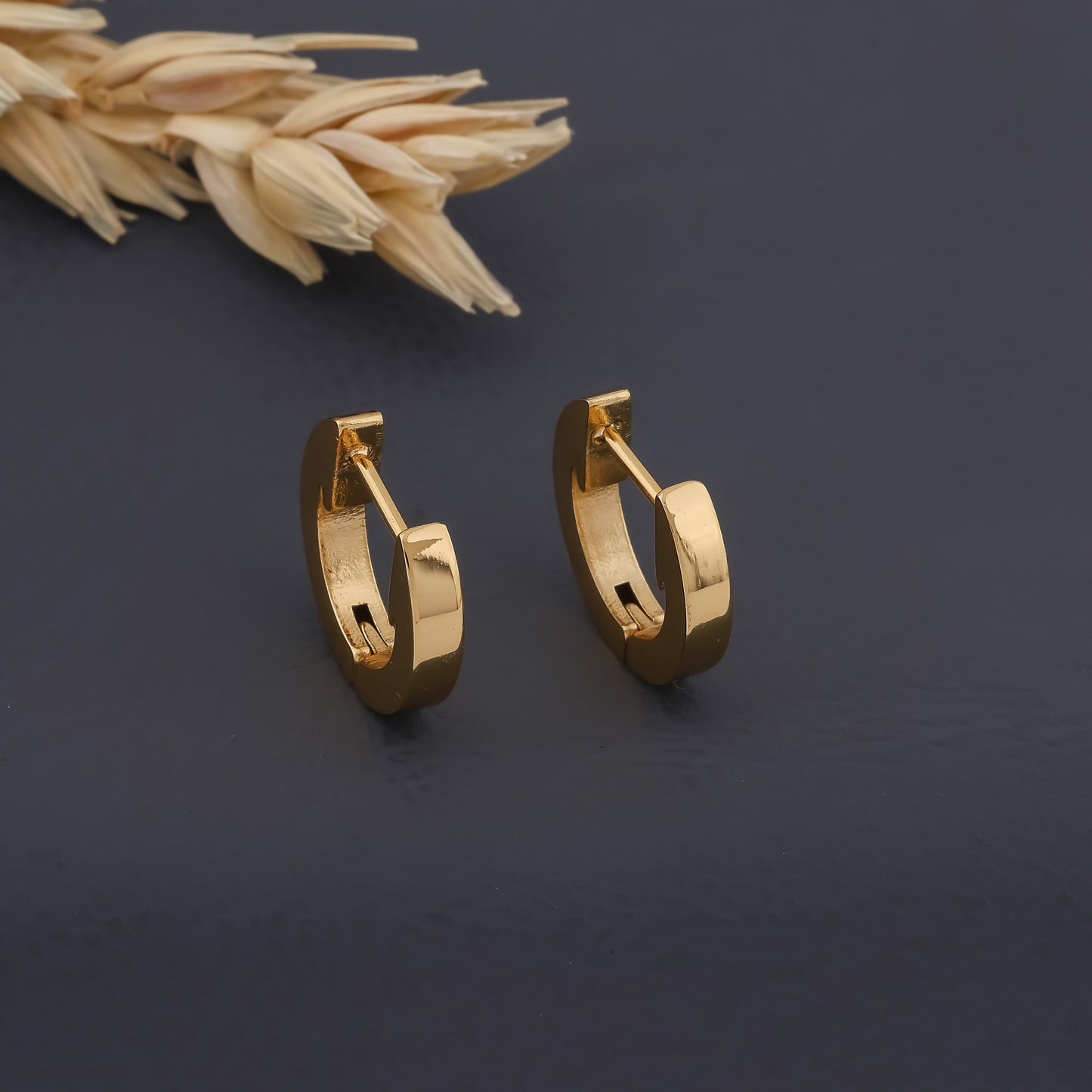 Classic Round Earring